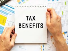 Tax Benefits Of Life Insurance Under Section 80C, 80D & 10(10D)